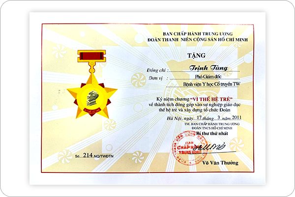 Đội ngũ bác sĩ giỏi, bằng cấp chính quy, giàu thành tích