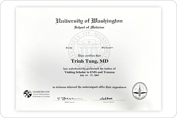 Đội ngũ bác sĩ giỏi, bằng cấp chính quy, giàu thành tích